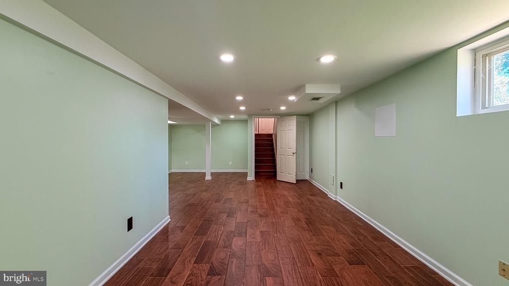 4709 Arbutus Avenue - Photo 7