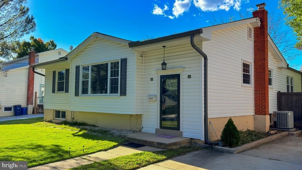 4709 Arbutus Avenue - Photo 19