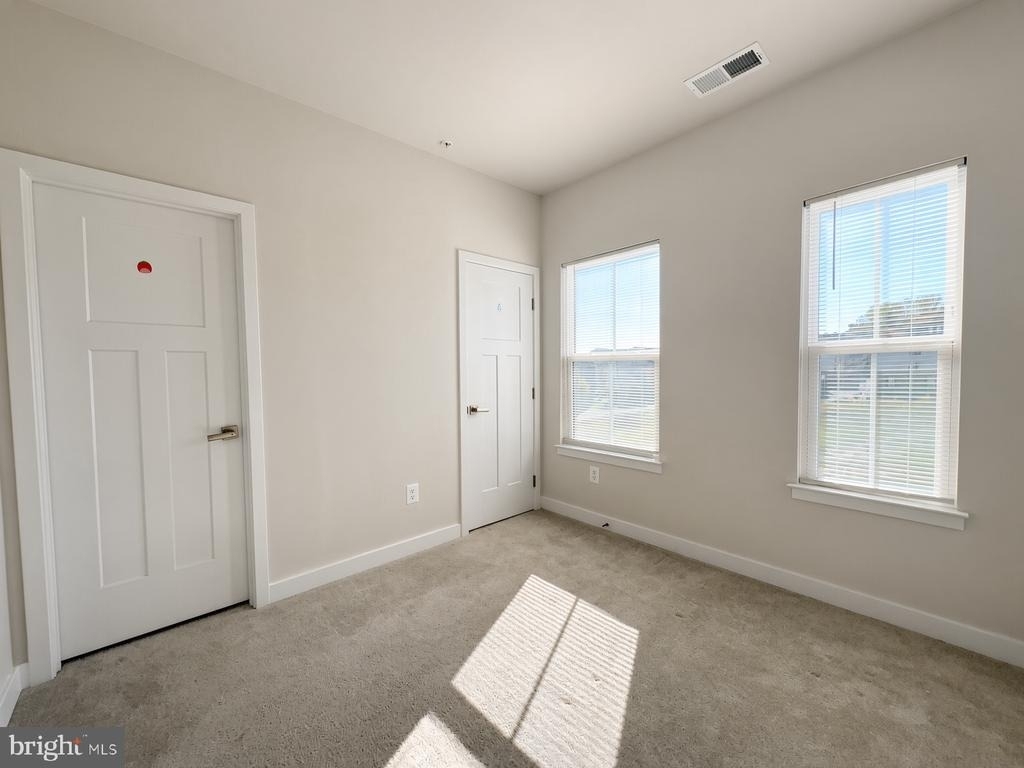7513 Bharat Way - Photo 14