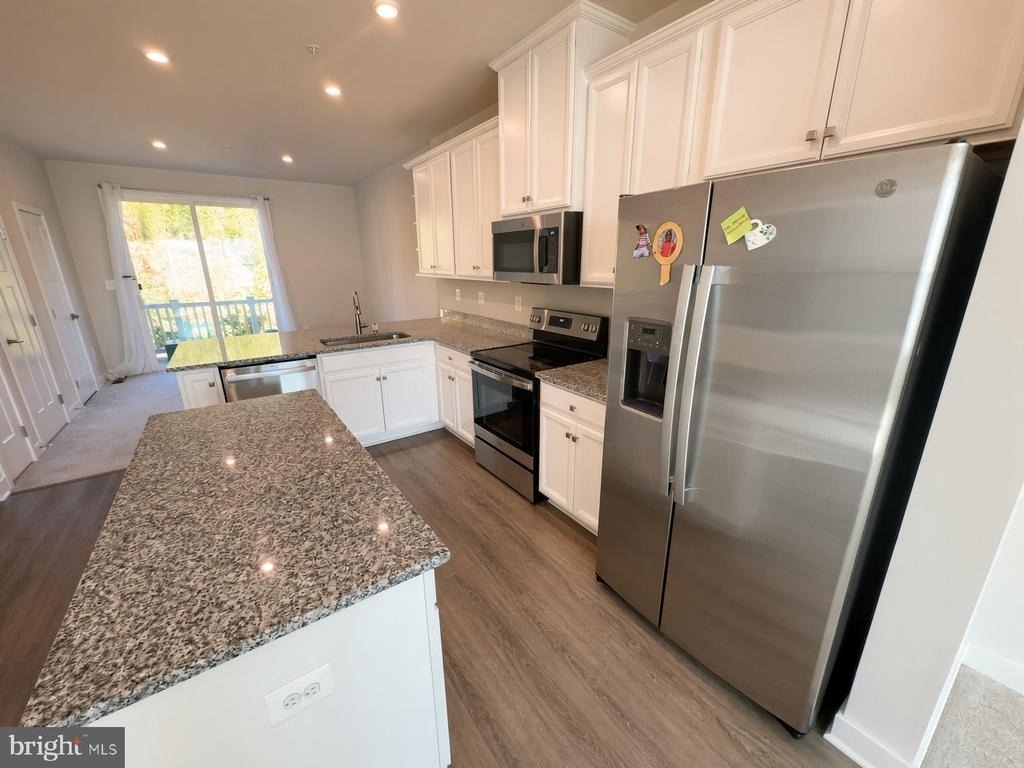 7513 Bharat Way - Photo 5