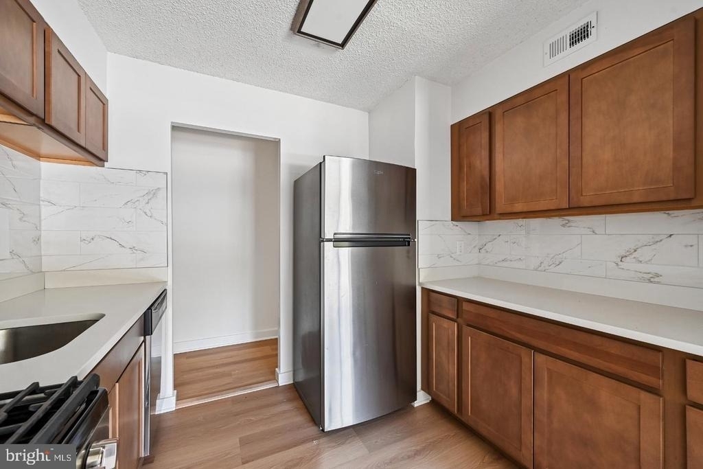 5911 Tamar Drive - Photo 18