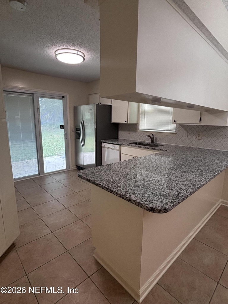 2744 Cavender Court - Photo 1