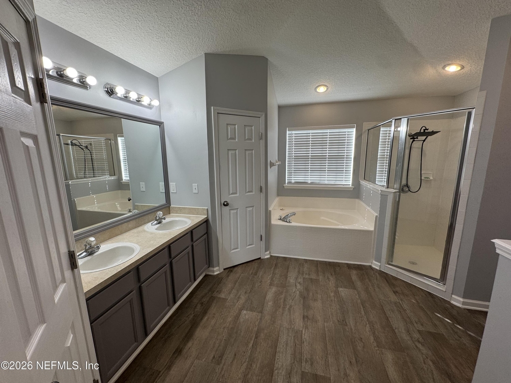 11661 Rolling River Boulevard - Photo 16