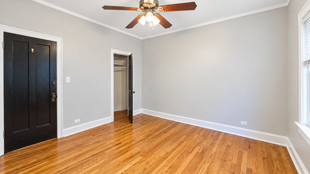 2336 W Addison Street - Photo 6
