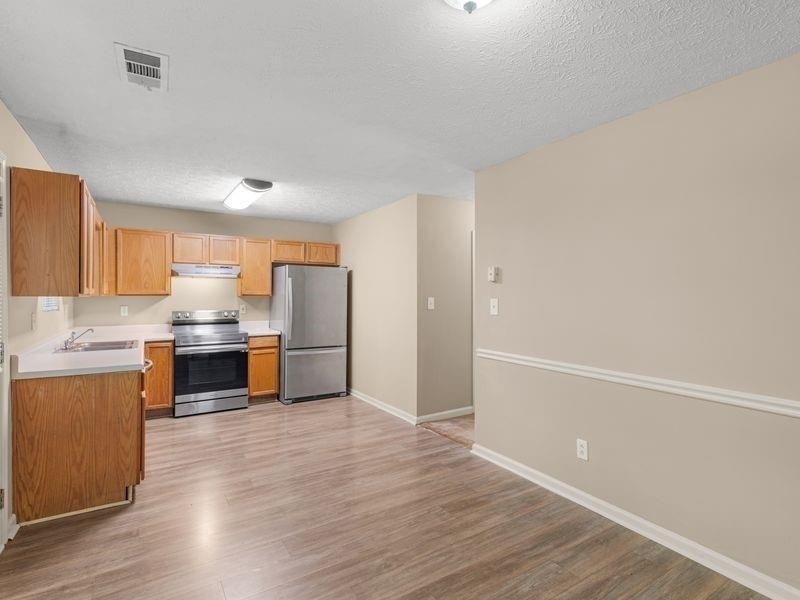 160 Melinda Drive - Photo 8