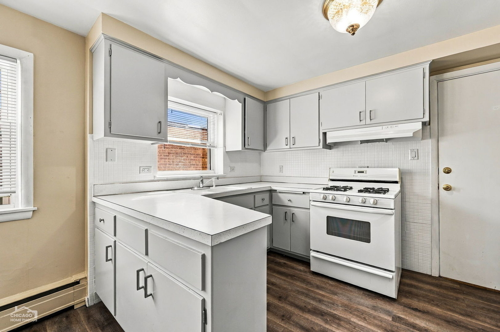 5848 W Irving Park Road - Photo 16