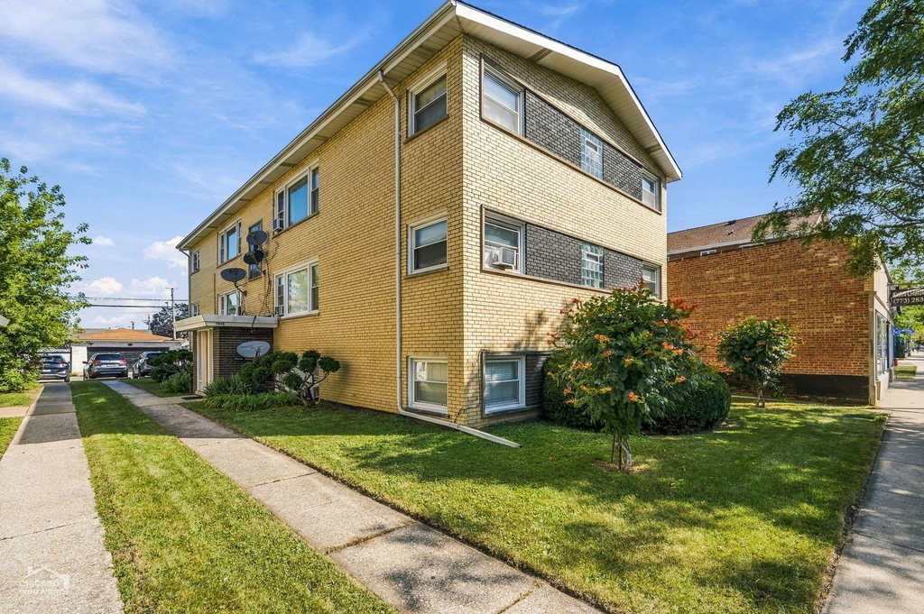 5848 W Irving Park Road - Photo 0