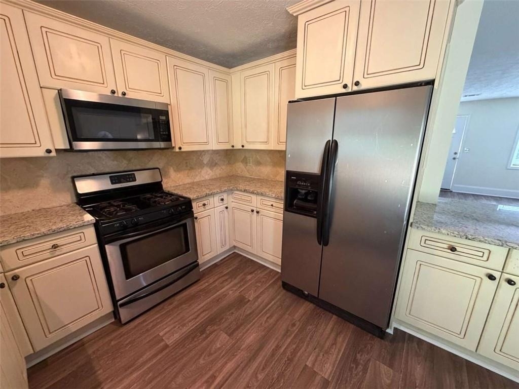 3884 Dollar Circle - Photo 7