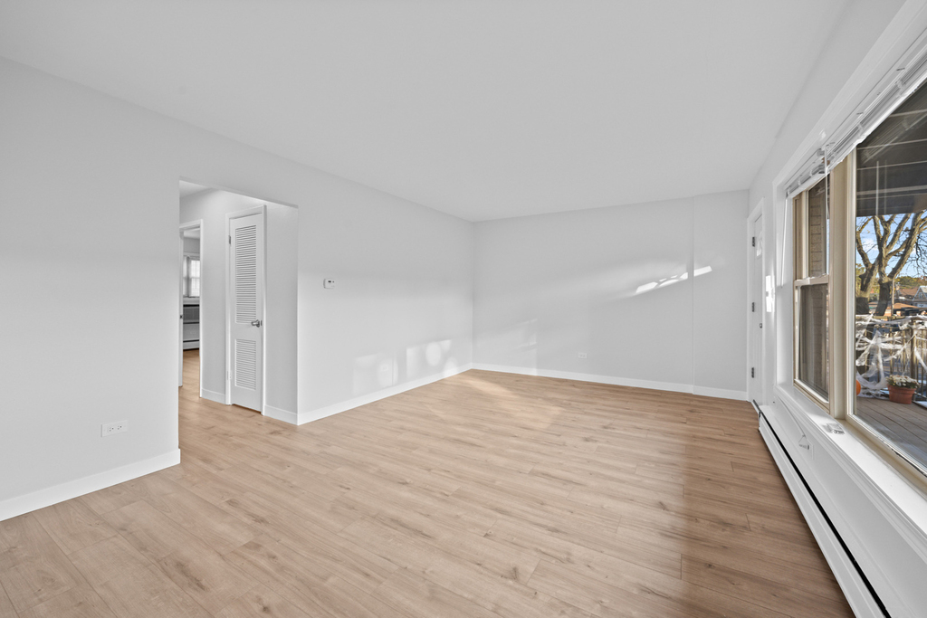 7827 North Avenue - Photo 6