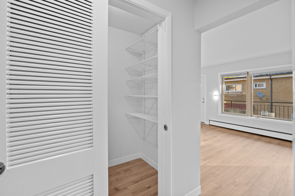 7827 North Avenue - Photo 14