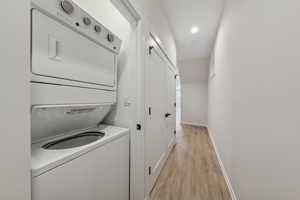 4904 S Saint Lawrence Avenue - Photo 7