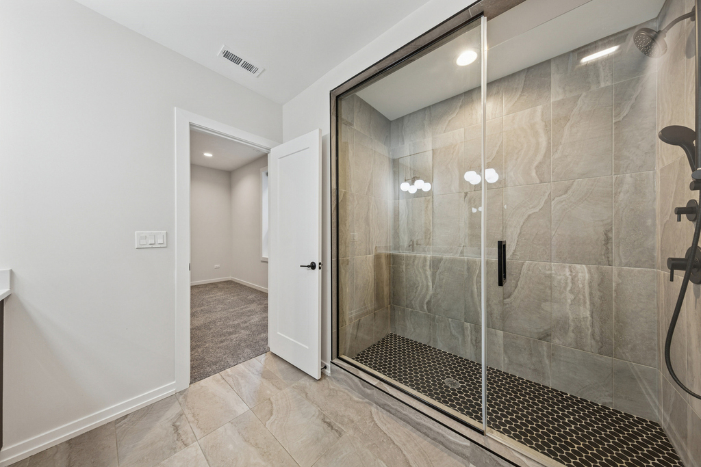4904 S Saint Lawrence Avenue - Photo 12
