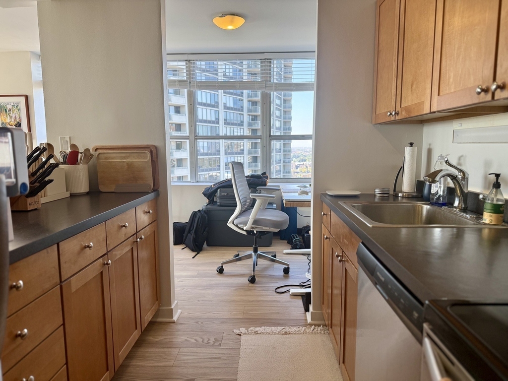 655 W Irving Park Road - Photo 9