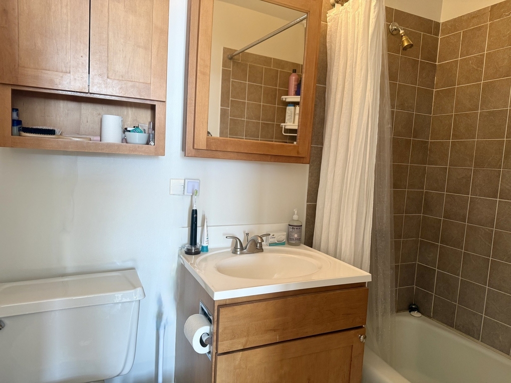 655 W Irving Park Road - Photo 14