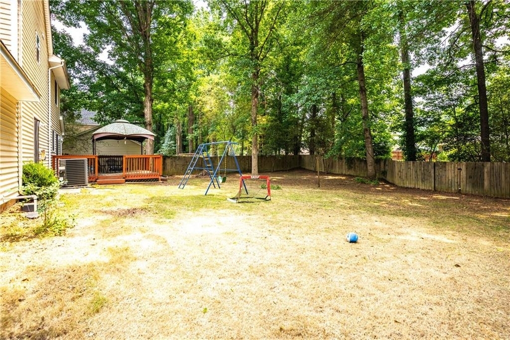 2568 Redfield Drive - Photo 39