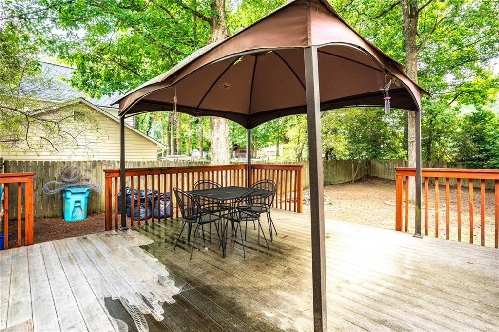 2568 Redfield Drive - Photo 35
