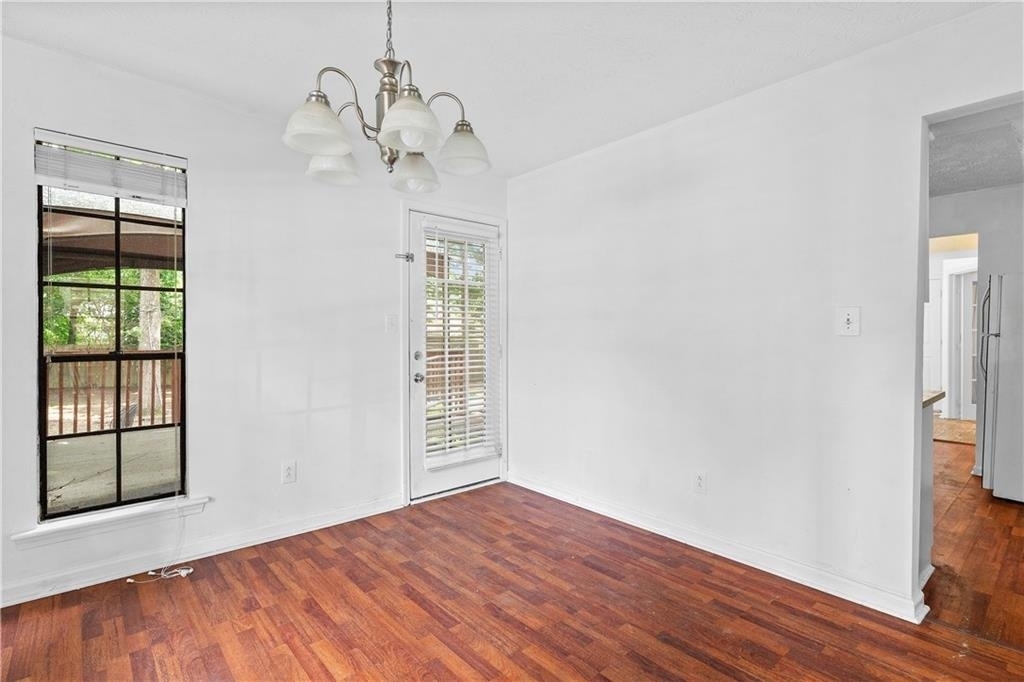 2568 Redfield Drive - Photo 13
