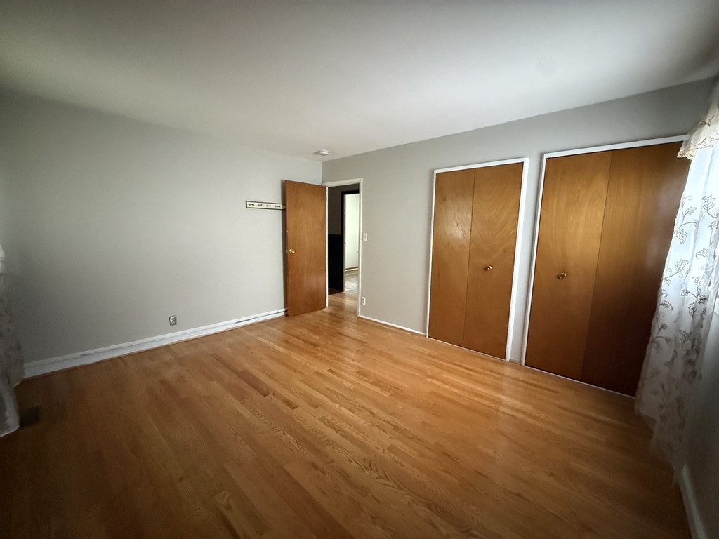 613 Newberry Drive - Photo 12