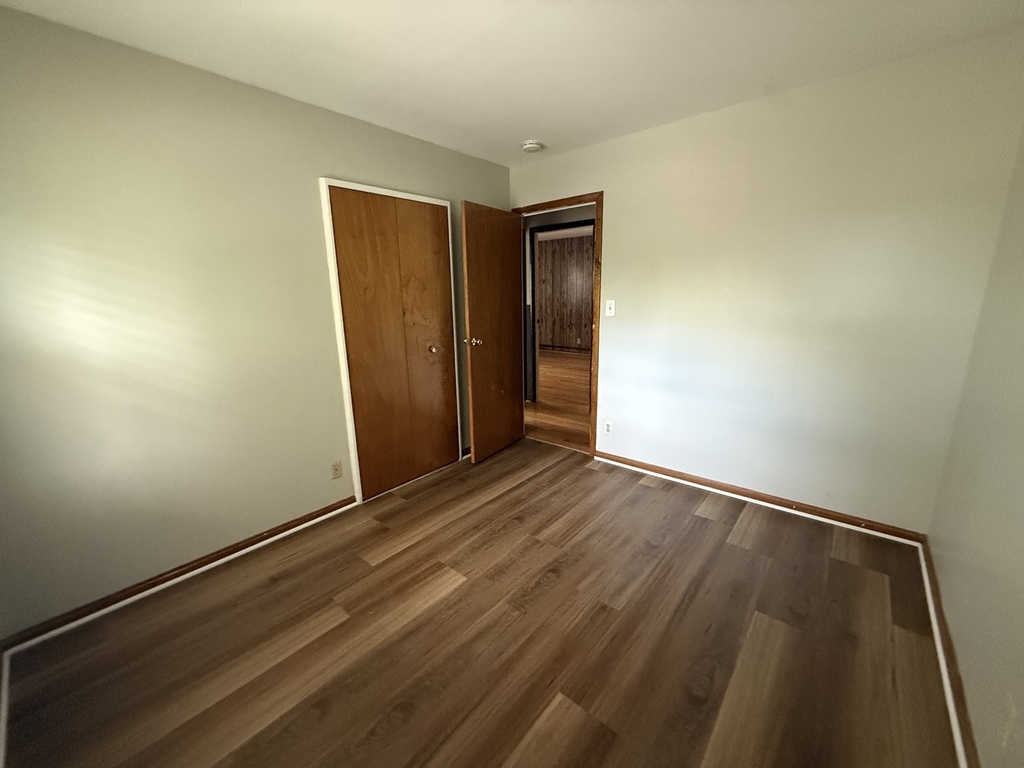 613 Newberry Drive - Photo 8