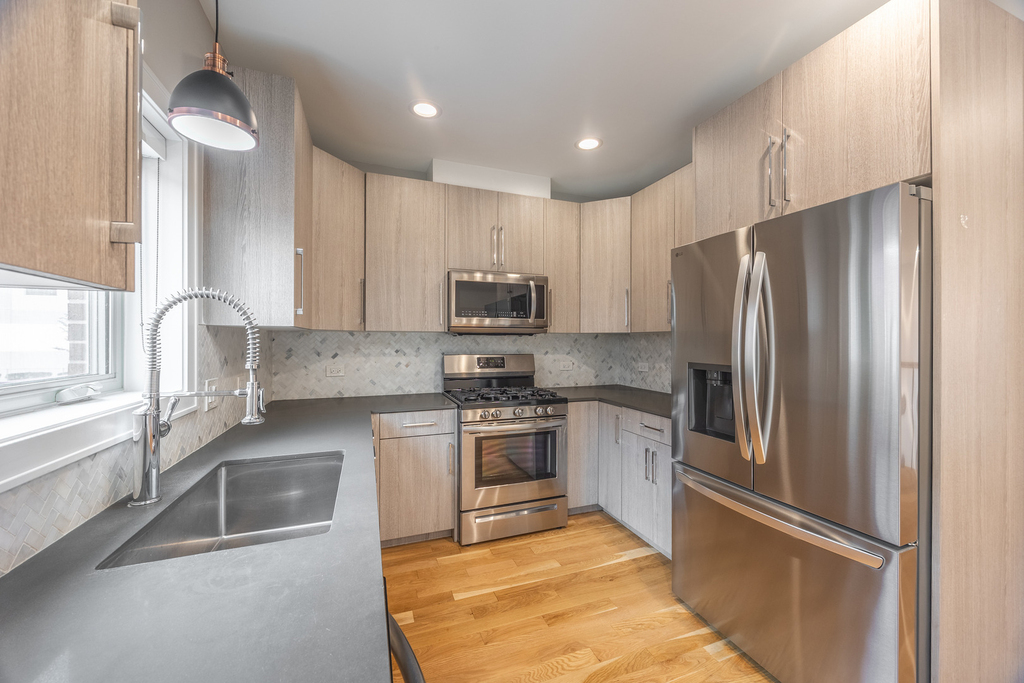 6844 W 65th Street - Photo 19