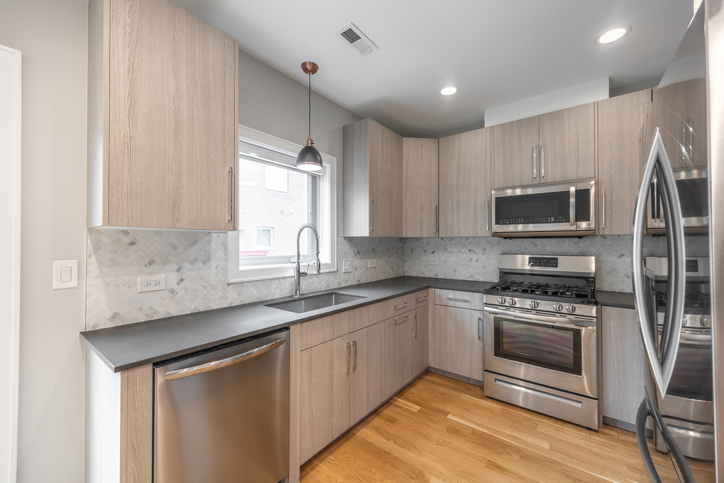 6844 W 65th Street - Photo 18