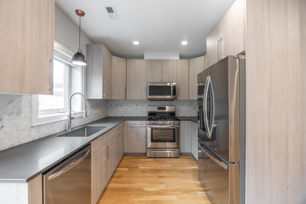 6844 W 65th Street - Photo 17