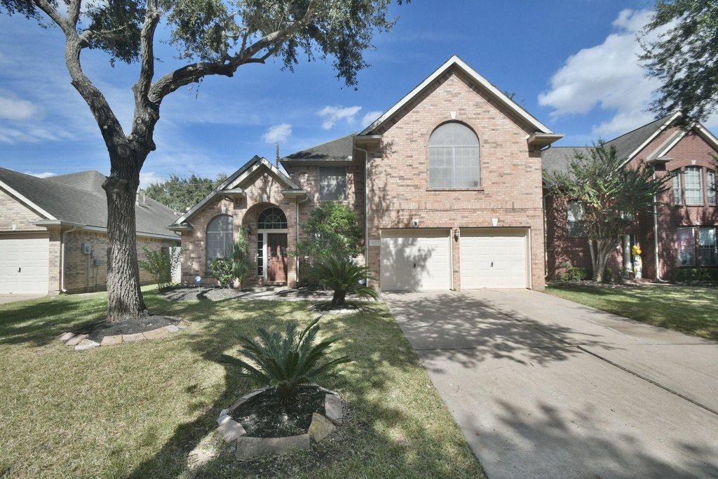 4823 Knights Branch Drive N - Photo 0