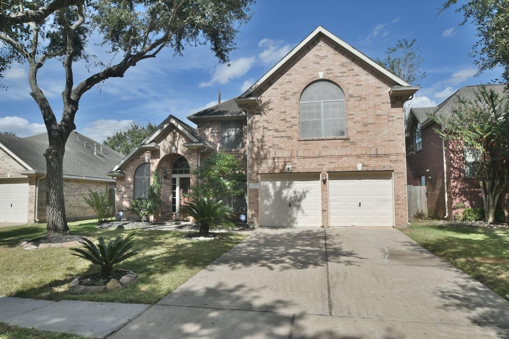 4823 Knights Branch Drive N - Photo 2