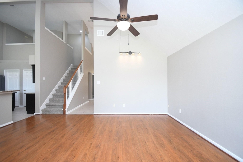 4823 Knights Branch Drive N - Photo 26