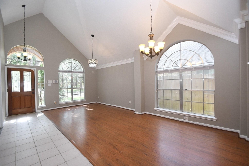 4823 Knights Branch Drive N - Photo 16