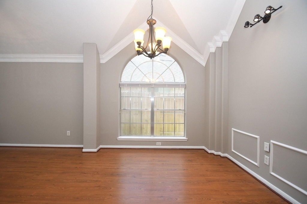 4823 Knights Branch Drive N - Photo 15