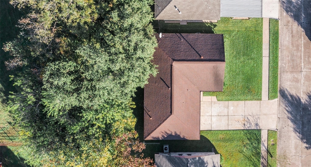 1121 Warren Street - Photo 18