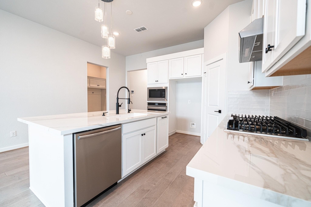 24819 Yellow Spruce - Photo 4