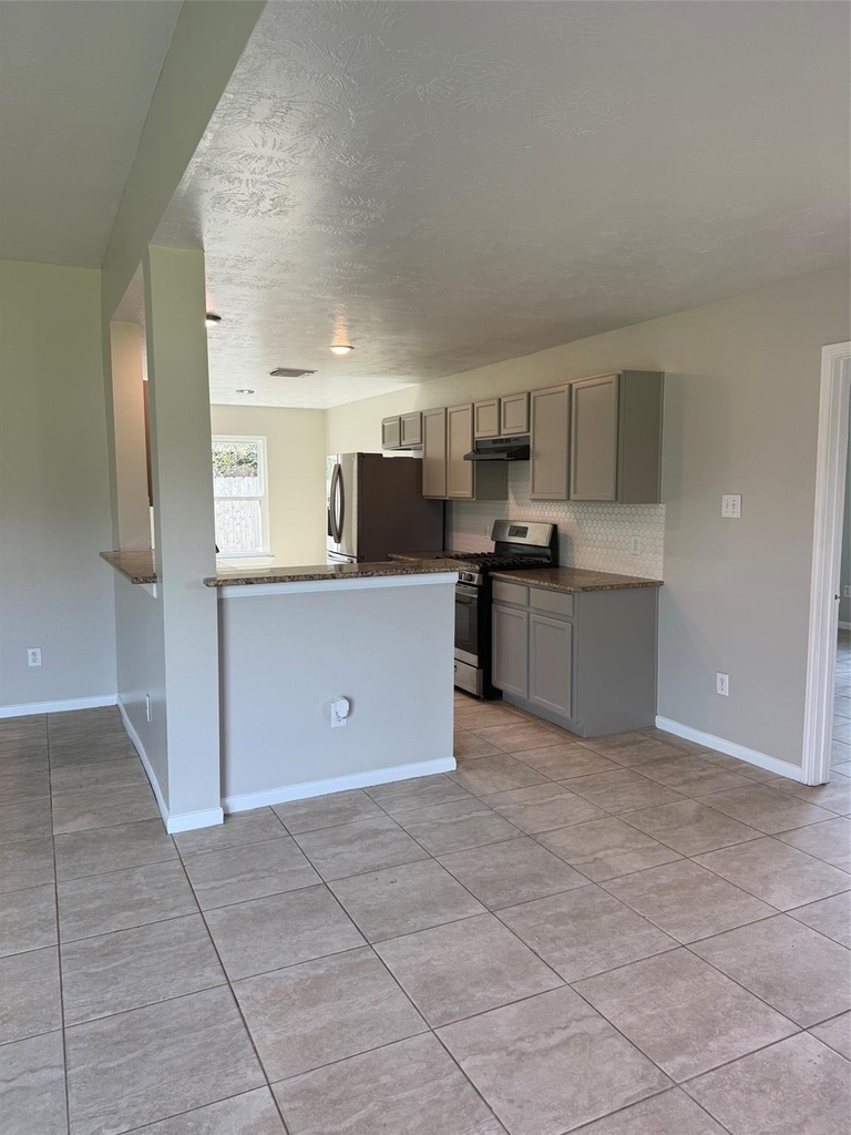 5331 Riverwood Drive - Photo 3