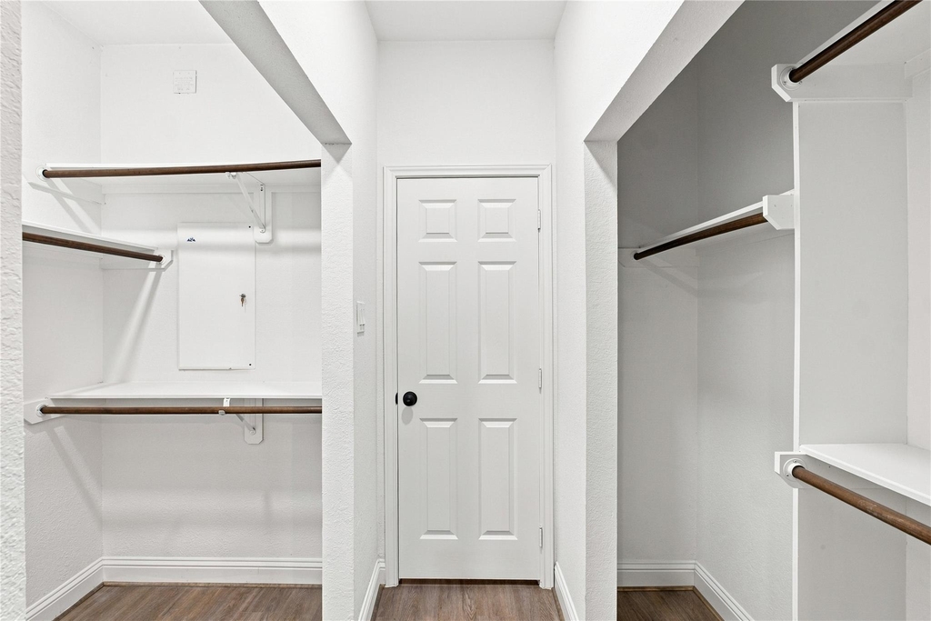 47 Alderon Woods Place - Photo 16