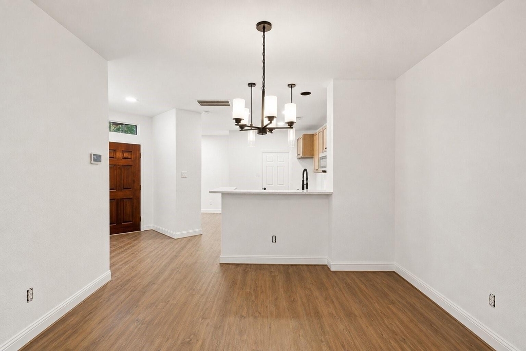 47 Alderon Woods Place - Photo 4