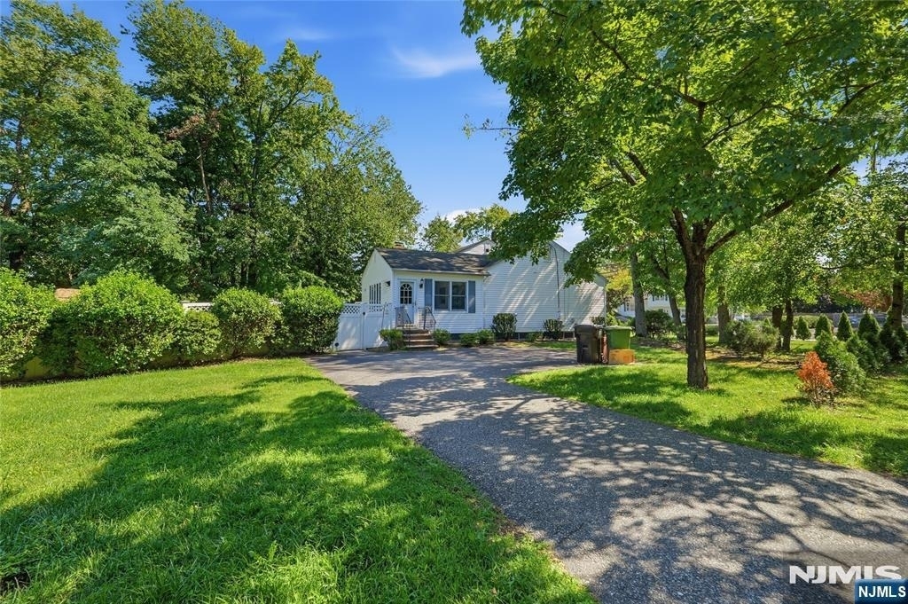251 W Midland - Photo 32