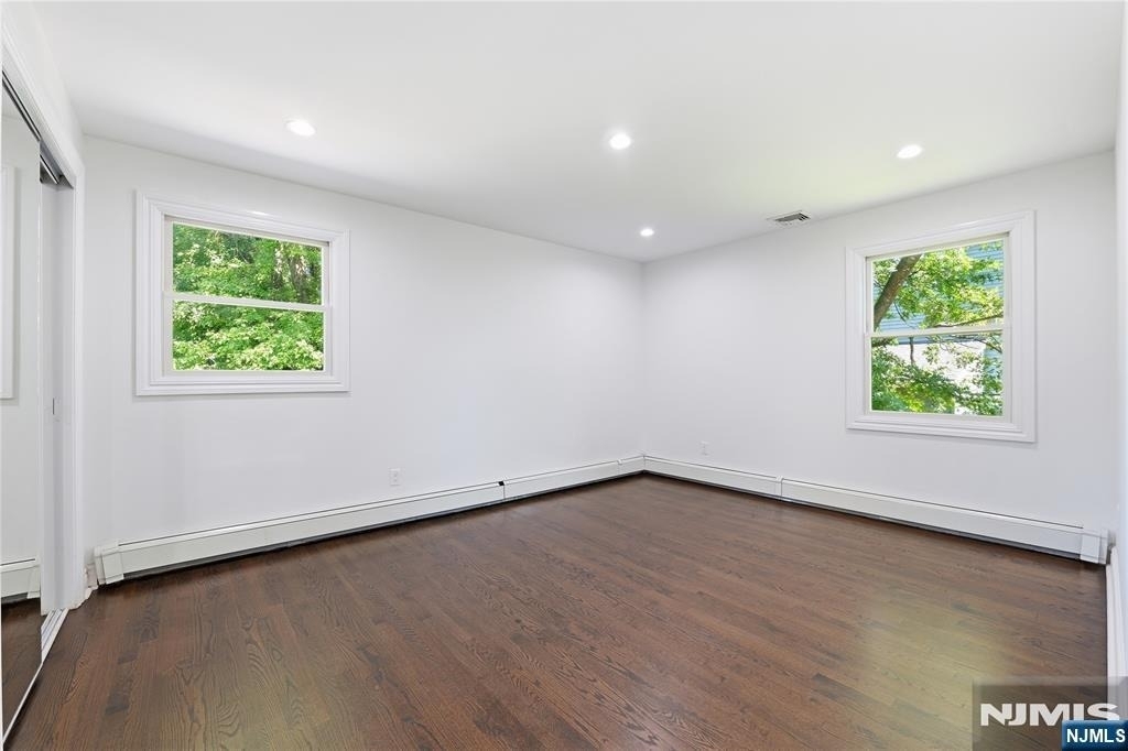 251 W Midland - Photo 19