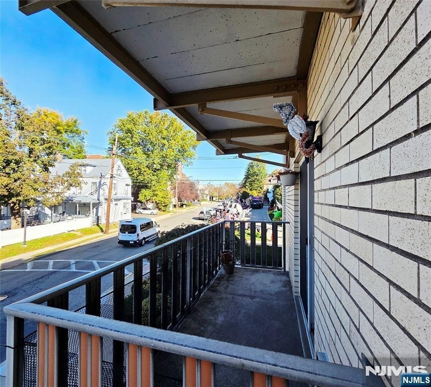 283 Main - Photo 8