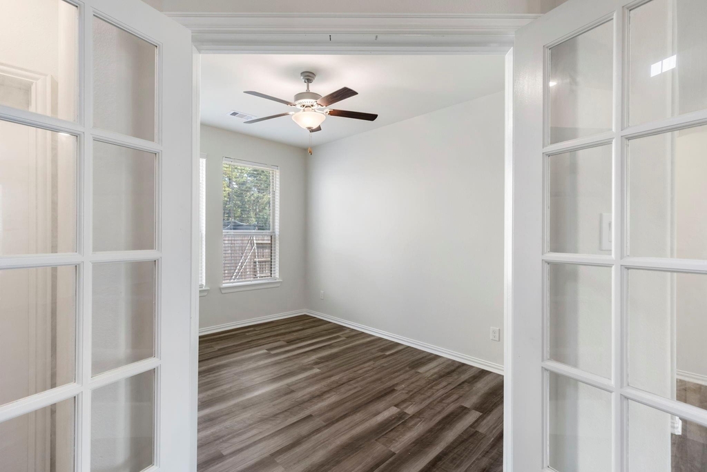 28068 Dove Chase Drive - Photo 6