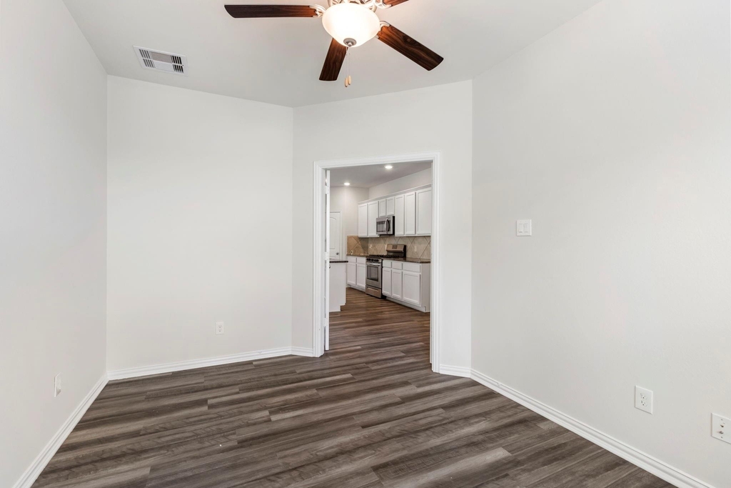 28068 Dove Chase Drive - Photo 7