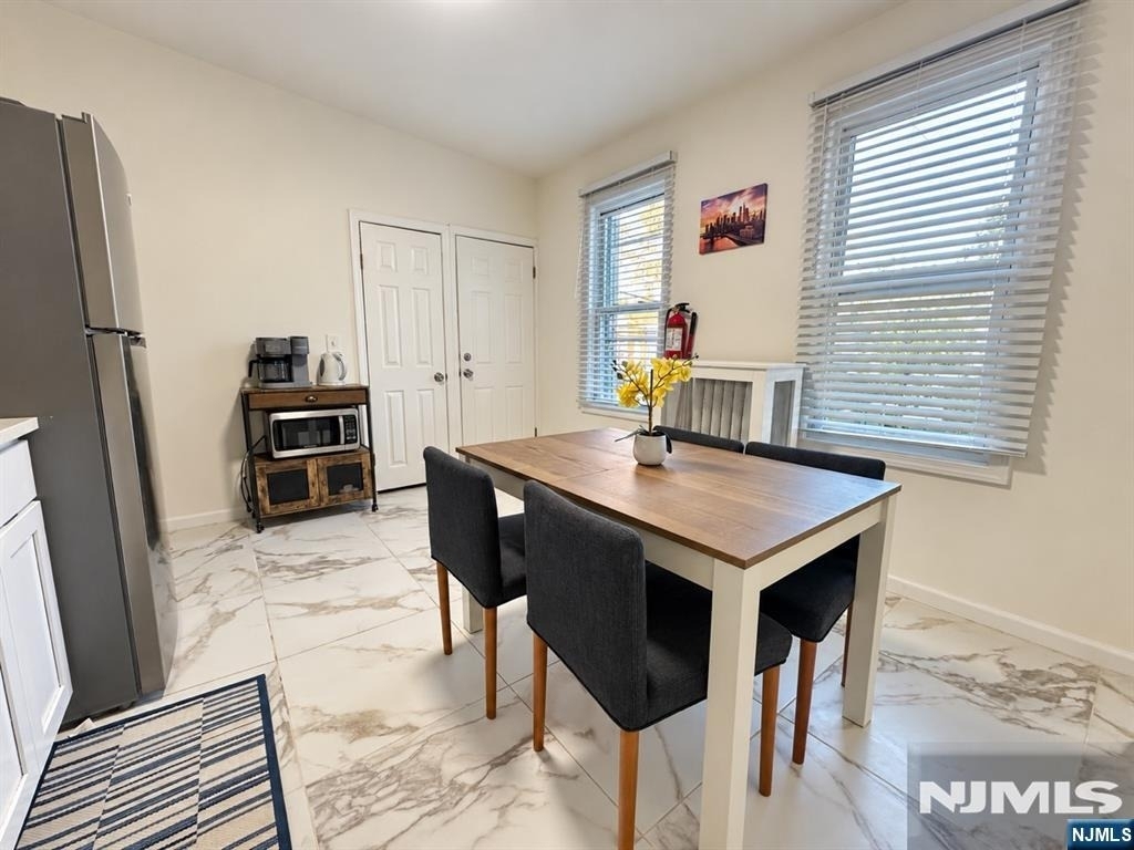 294 N Park - Photo 13