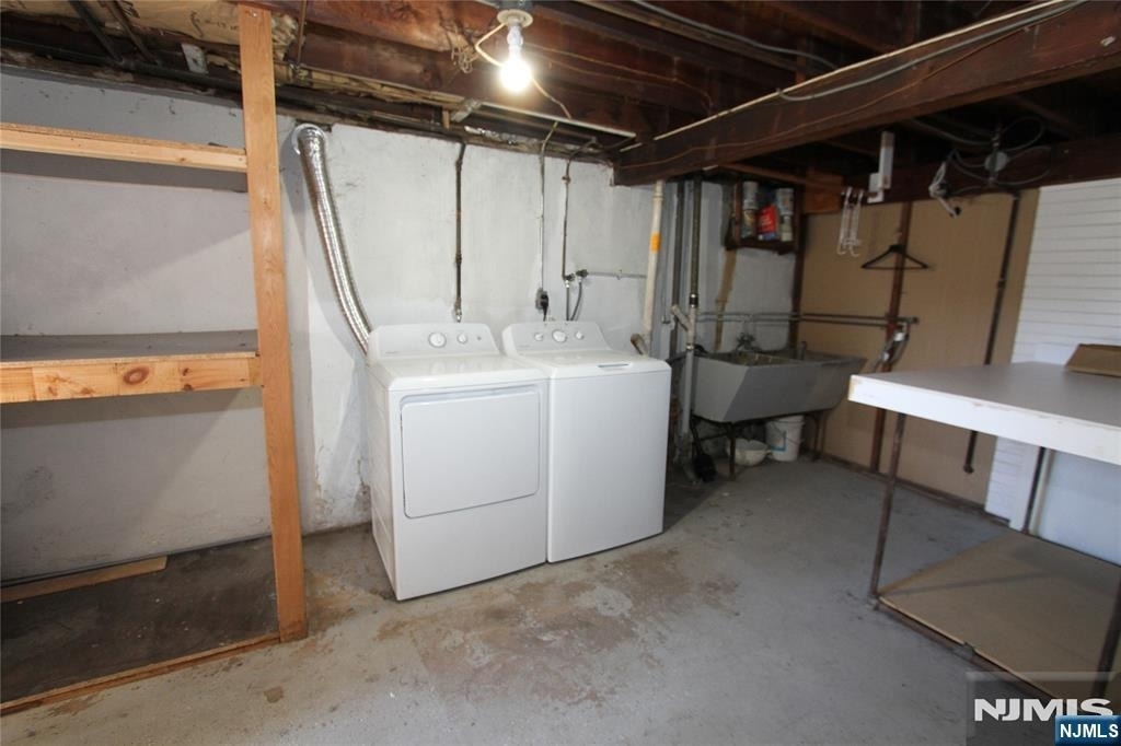 380 Lincoln - Photo 32