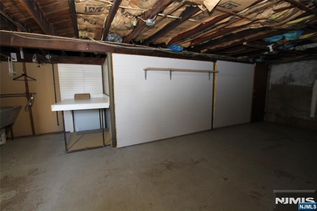 380 Lincoln - Photo 8