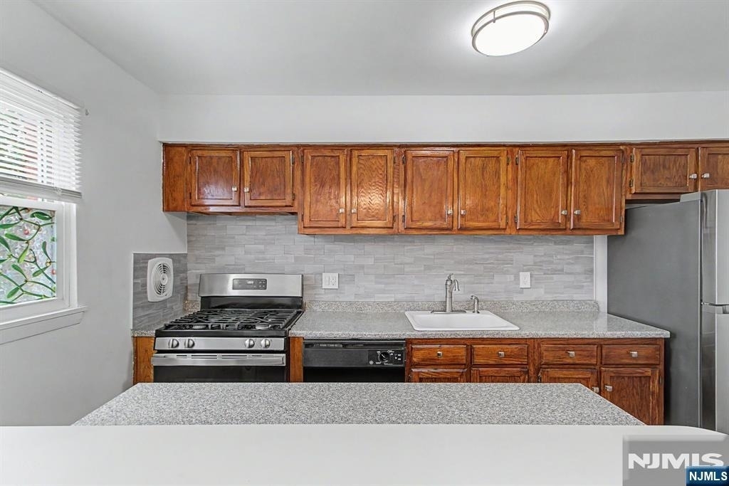 43 Conforti - Photo 12