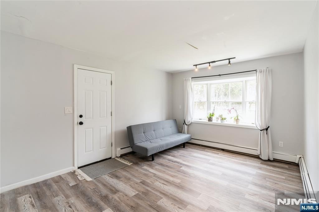 62 Valley - Photo 17
