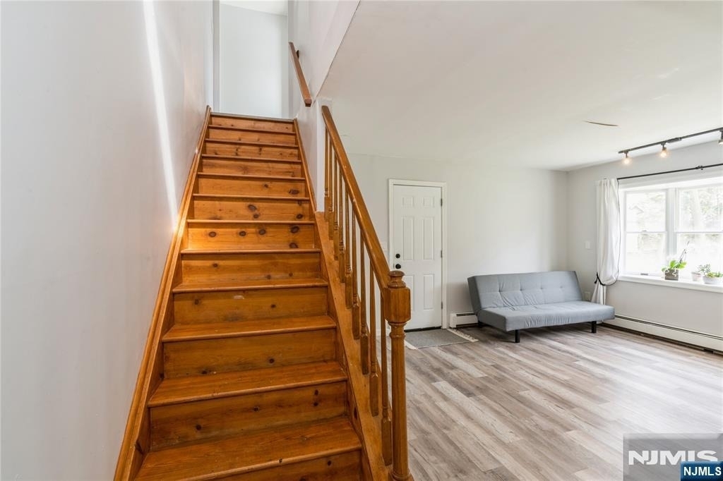 62 Valley - Photo 16