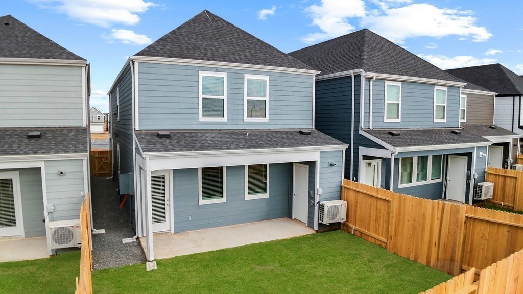 3535 Goldfinch Woods Drive - Photo 19