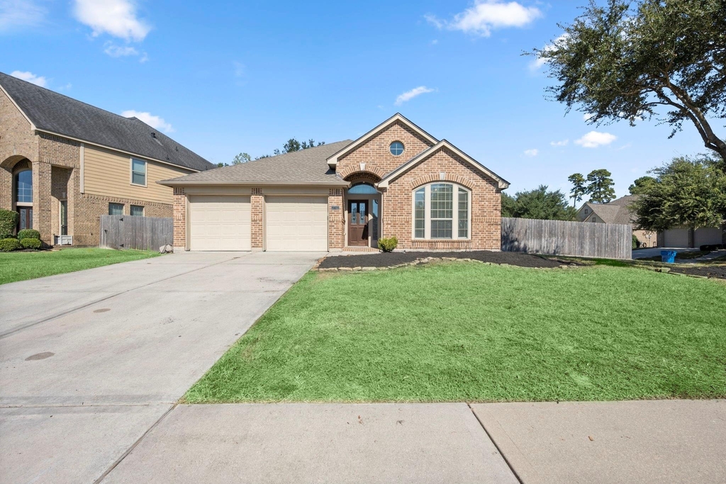 27702 Amy Willow Lane - Photo 0