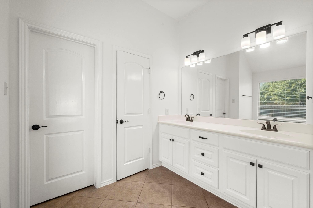 27702 Amy Willow Lane - Photo 12
